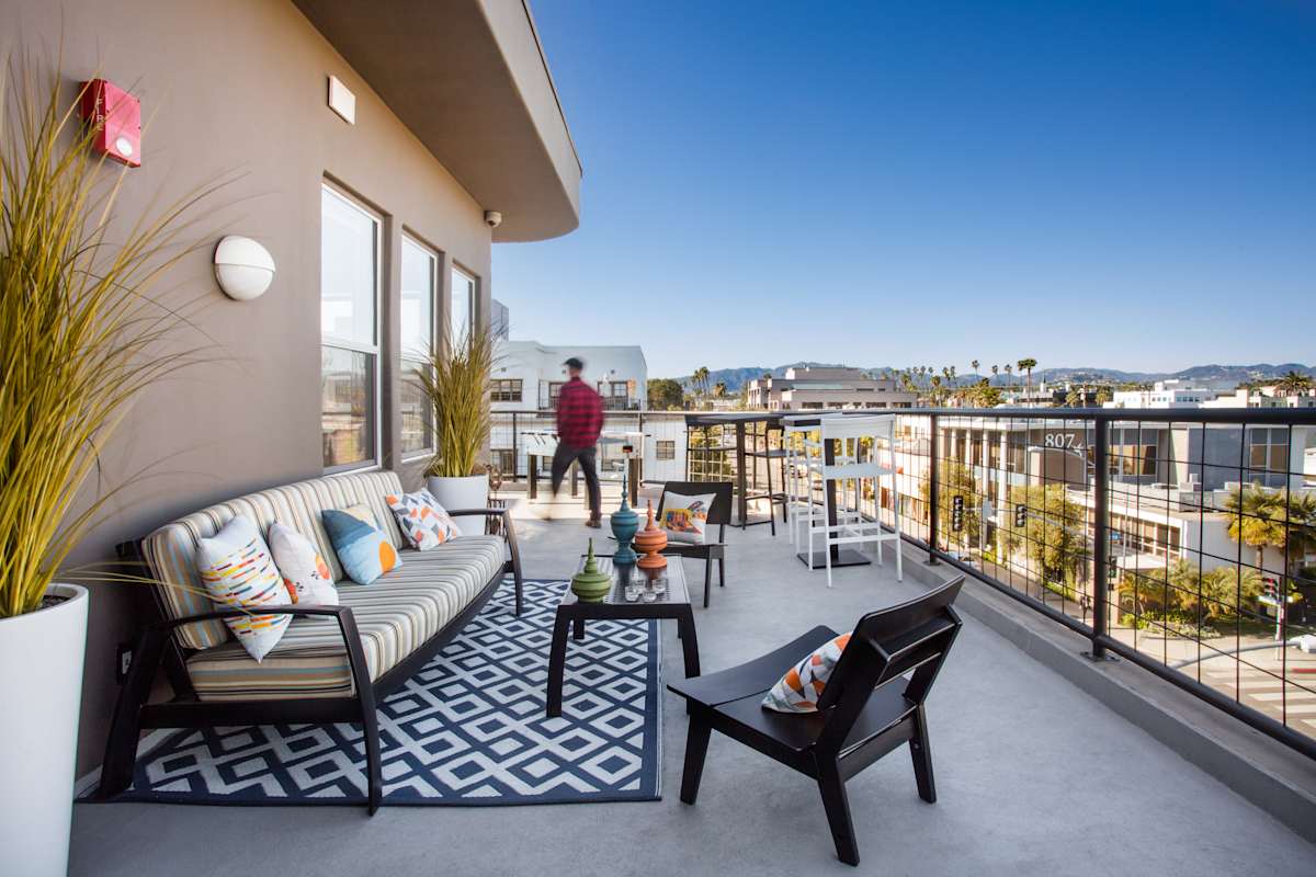 Spaces (IWG) 730 Arizona Avenue Santa Monica