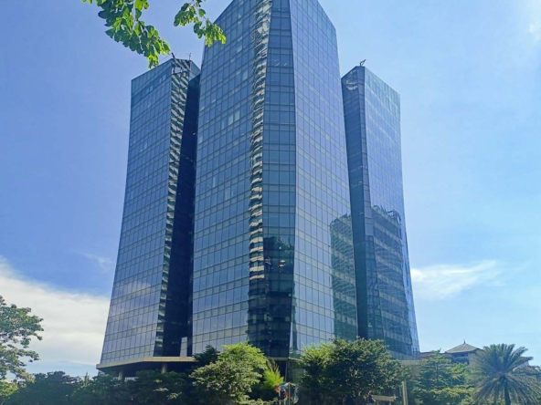Regus (IWG) 8 Rockwell Makati City