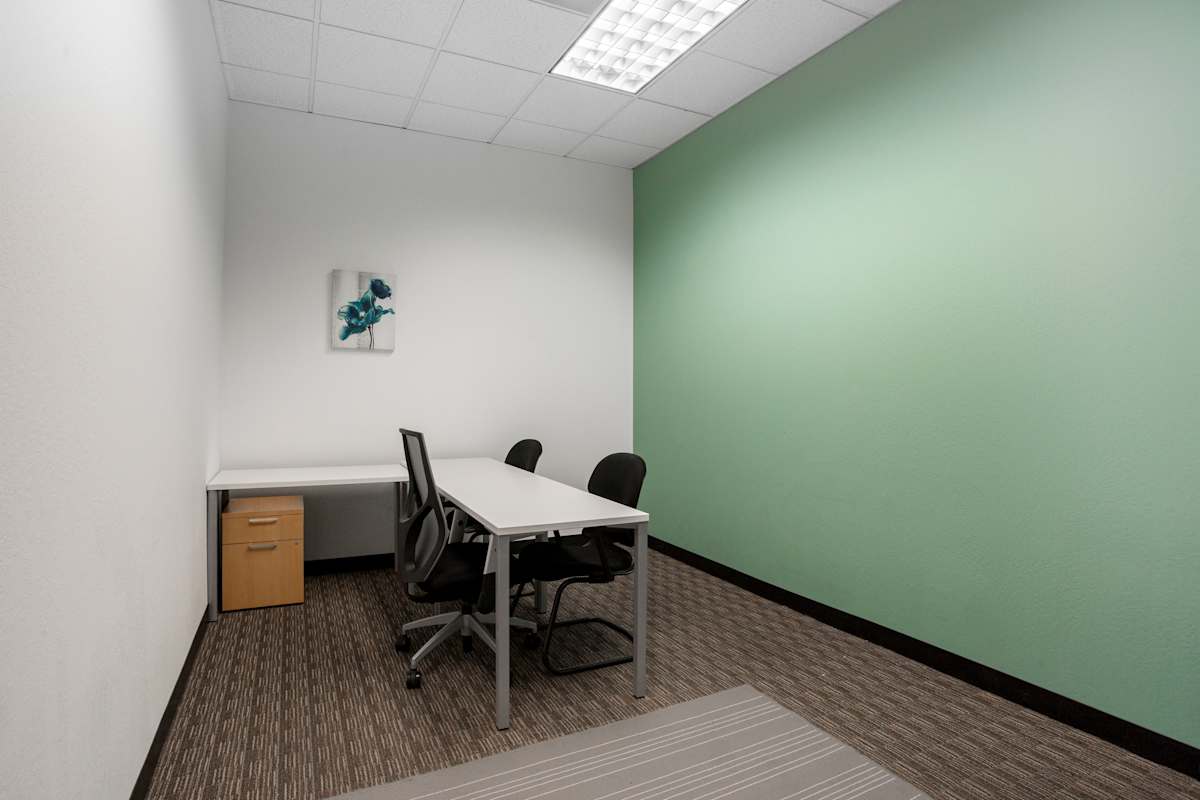 Regus (IWG) 800 West El Camino Real Mountain View