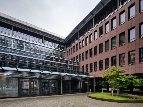Landsbergerstrasse 302, Munich