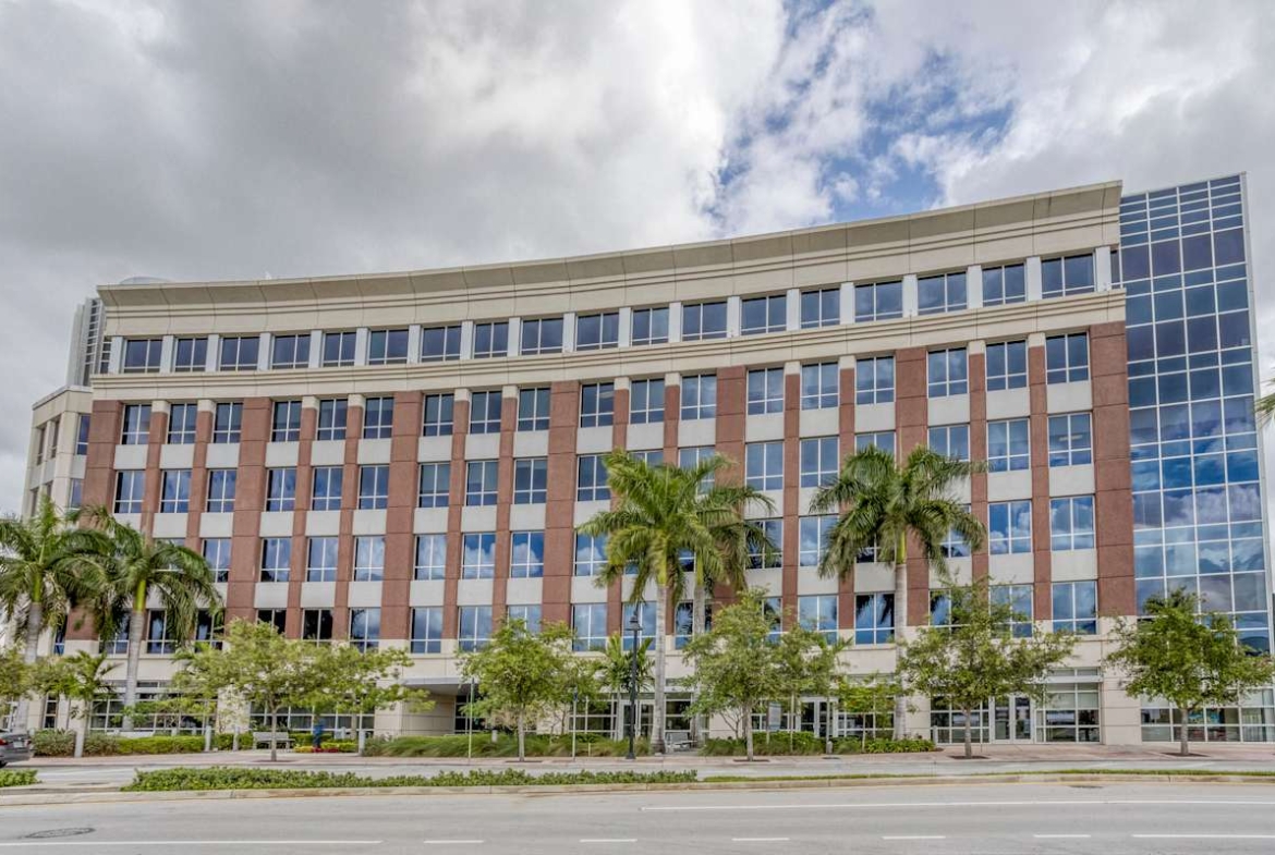 Regus (IWG) 8333 North West 53rd Street Doral