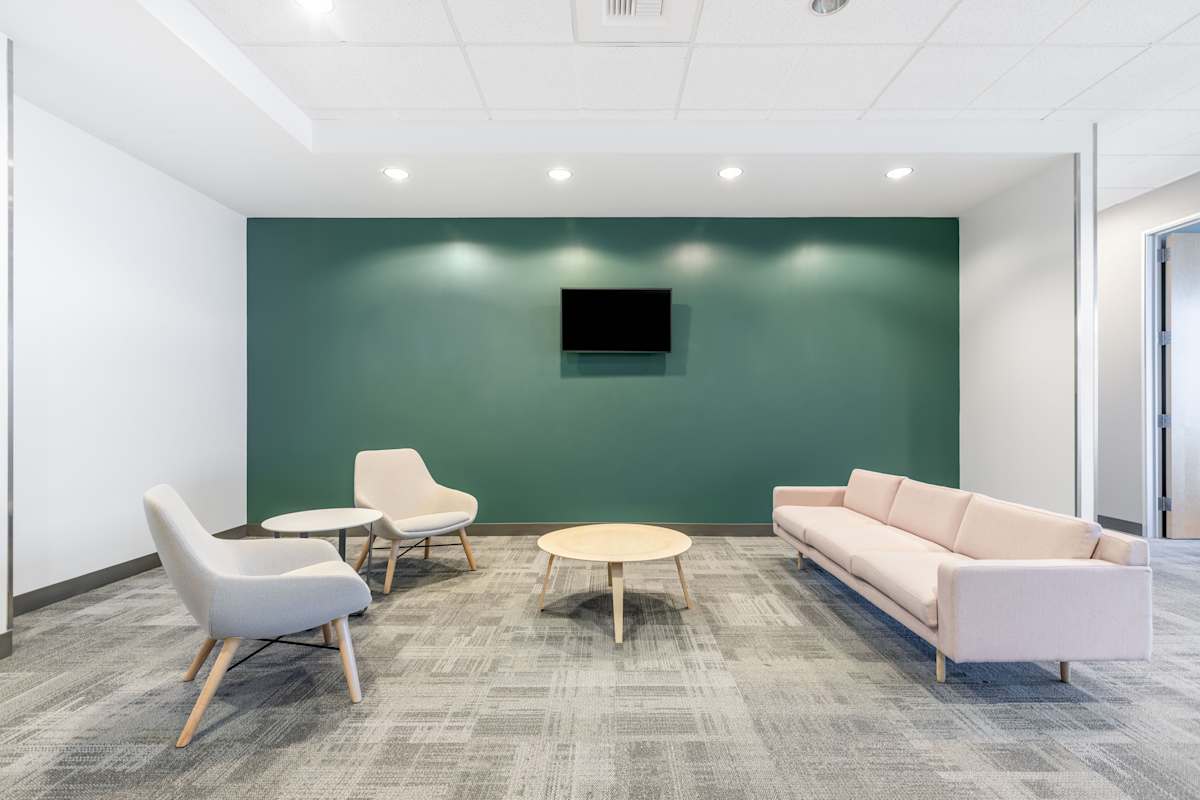 Regus (IWG) 915 Highland Pointe Roseville