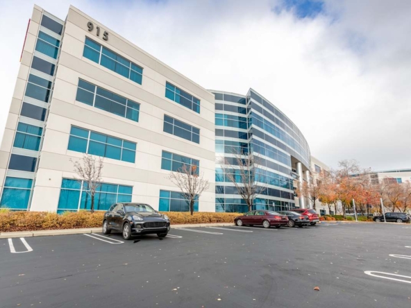 Regus (IWG) 915 Highland Pointe Roseville