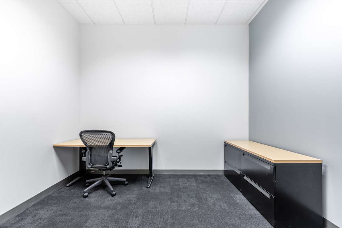 Regus (IWG) 915 Highland Pointe Roseville