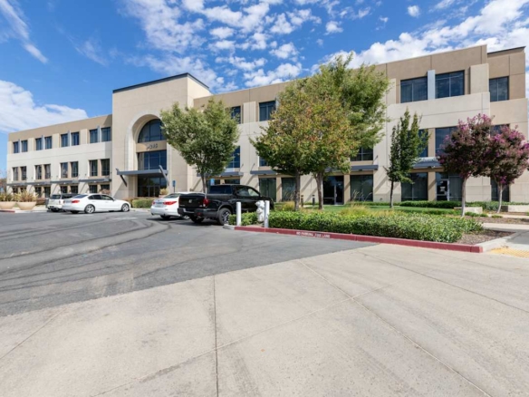 Regus (IWG) 9245 Laguna Springs Drive Elk Grove