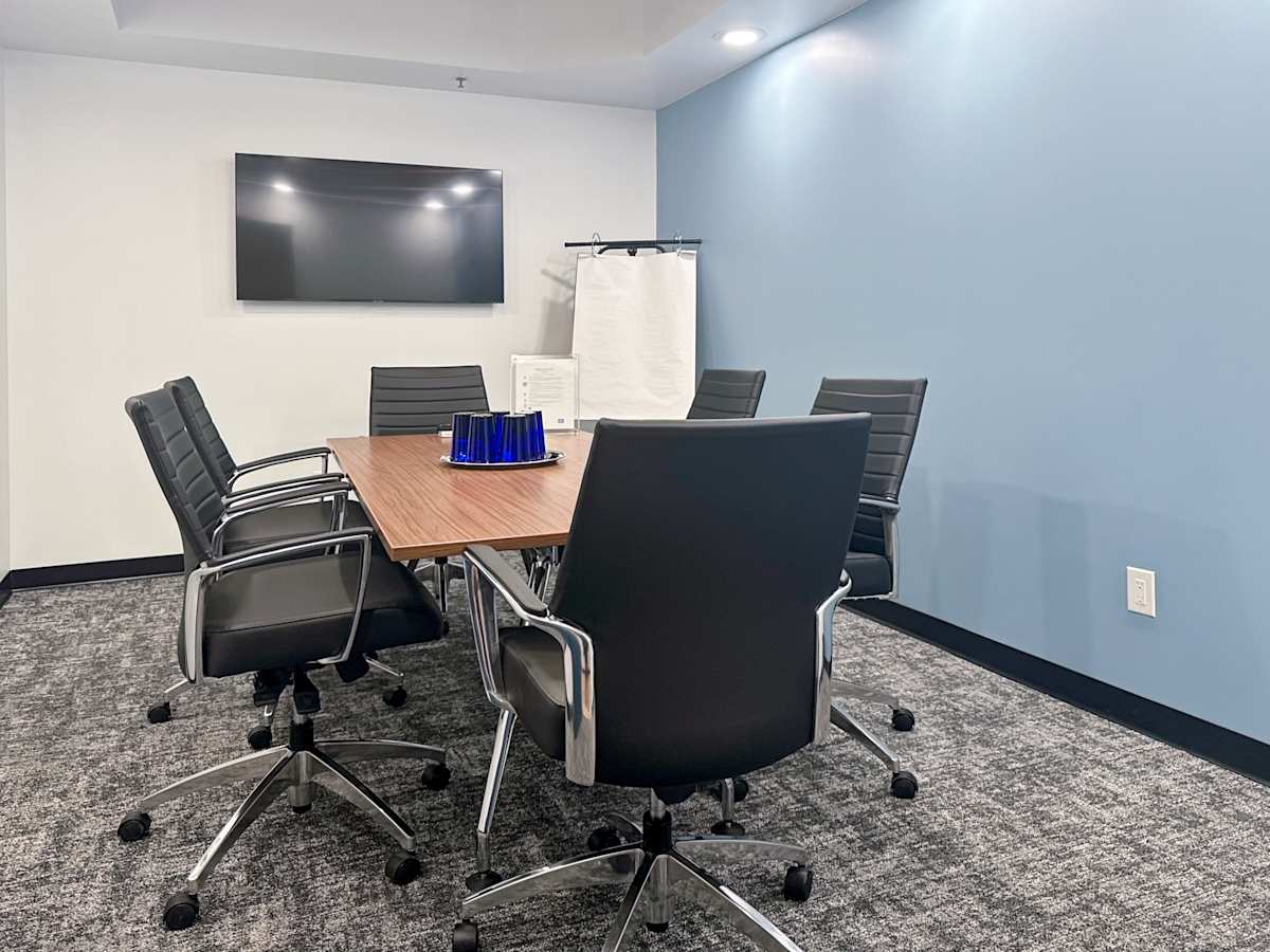 93 Lombard Ave Winnipeg HQ (IWG) 93 Lombard Ave Winnipeg