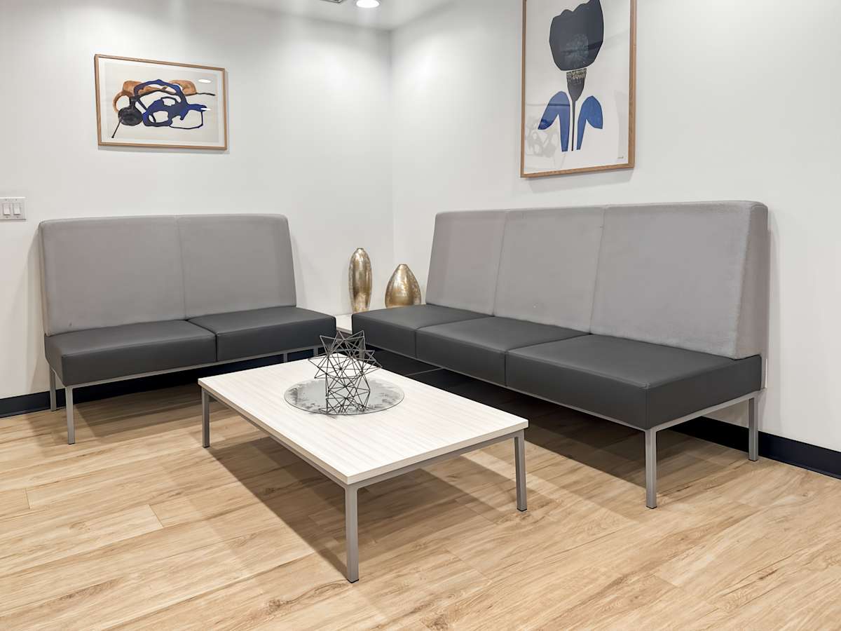 93 Lombard Ave Winnipeg HQ (IWG) 93 Lombard Ave Winnipeg