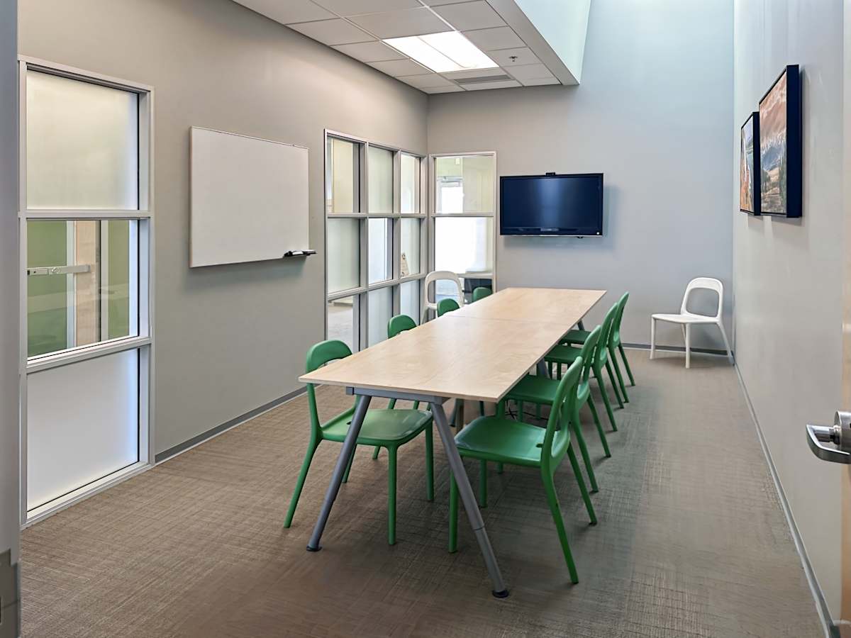 Regus (IWG) 943 W Overland Rd Meridian