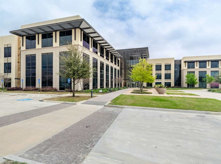 Regus (IWG) 9800 Hillwood Parkway Fort Worth