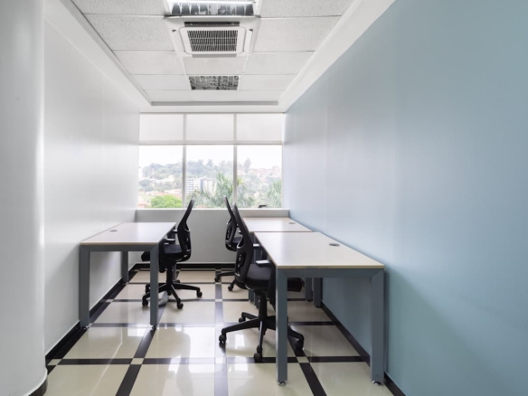 Regus (IWG) AHA Towers Kampala