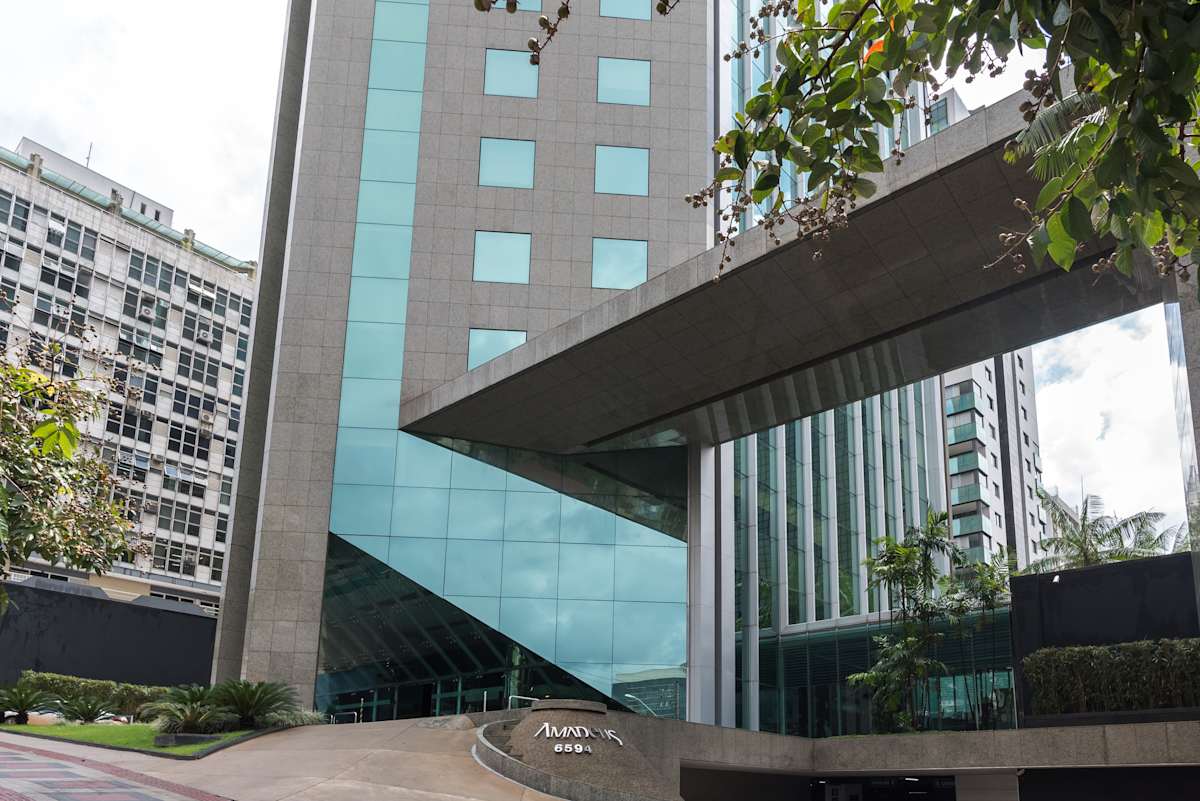 Regus (IWG) Amadeus Business Tower Centre Belo Horizonte