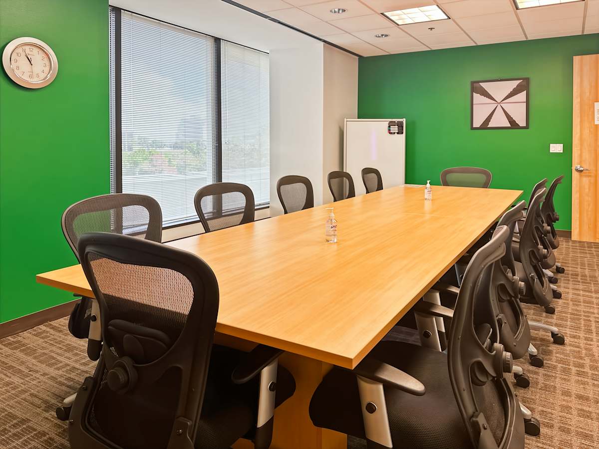 Regus (IWG) America Tower Houston