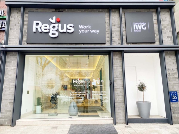 Regus (IWG) Apgujeong K Building Gangnam-gu