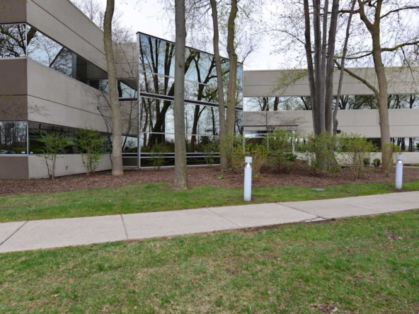 Regus (IWG) Arrowhead Park Maumee