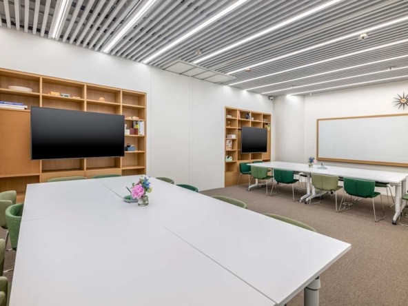 Spaces (IWG) Autoway Tower Seoul