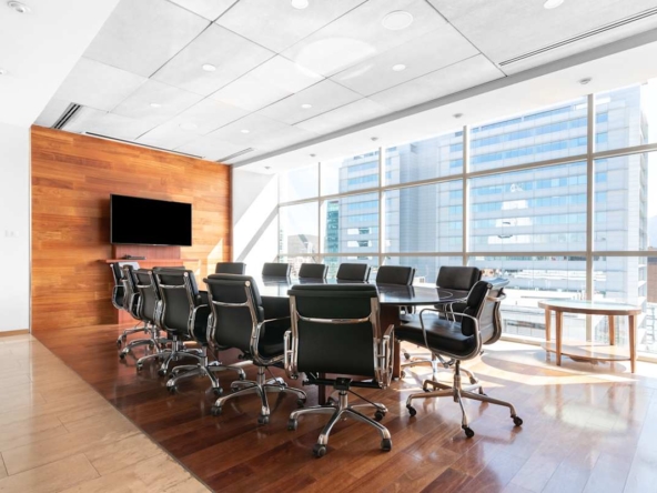 Regus (IWG) Avenida El Golf 40 Santiago