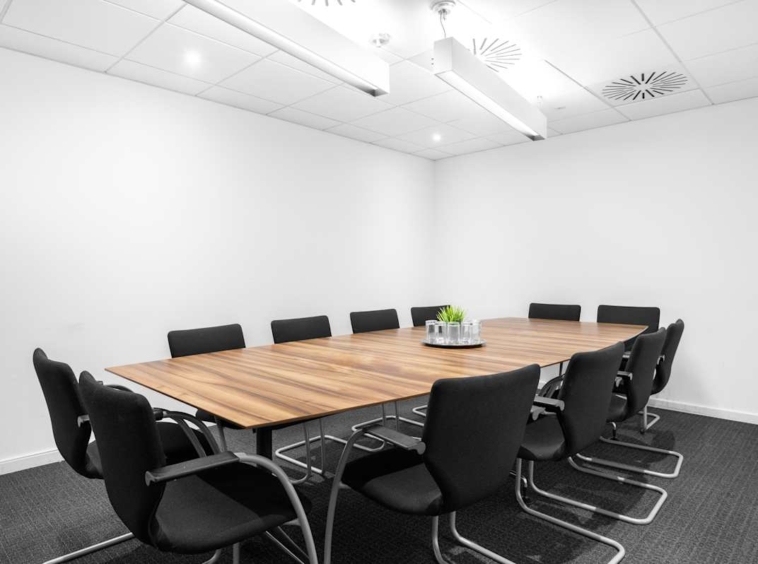 Beaconsfield Services Regus IWG