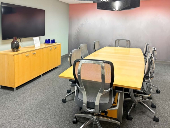 Regus (IWG) Bentonville Plaza Bentonville