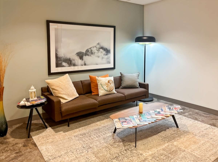 Regus (IWG) Bentonville Plaza Bentonville