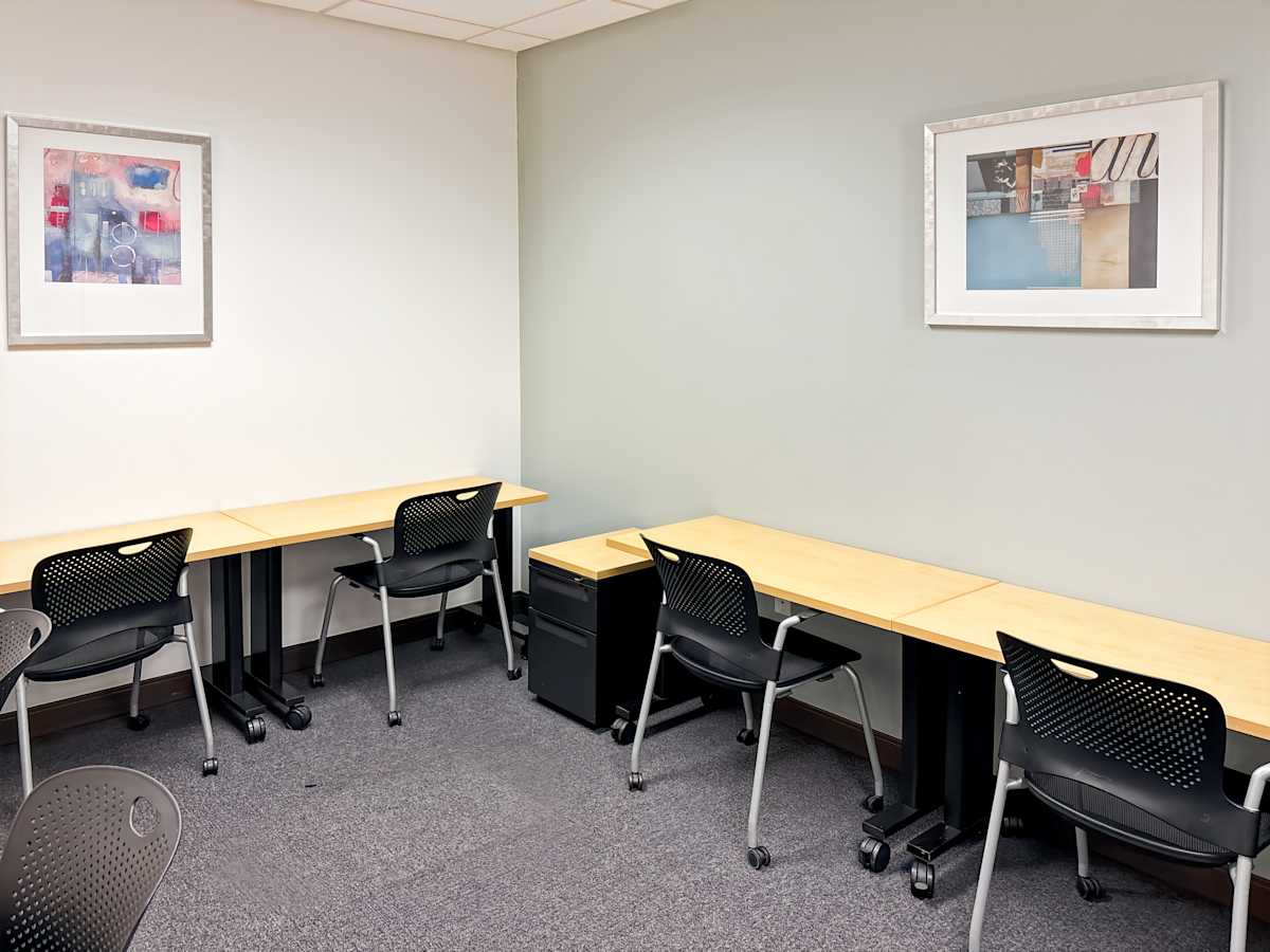 Bentonville Plaza Bentonville Regus (IWG) Bentonville Plaza Bentonville