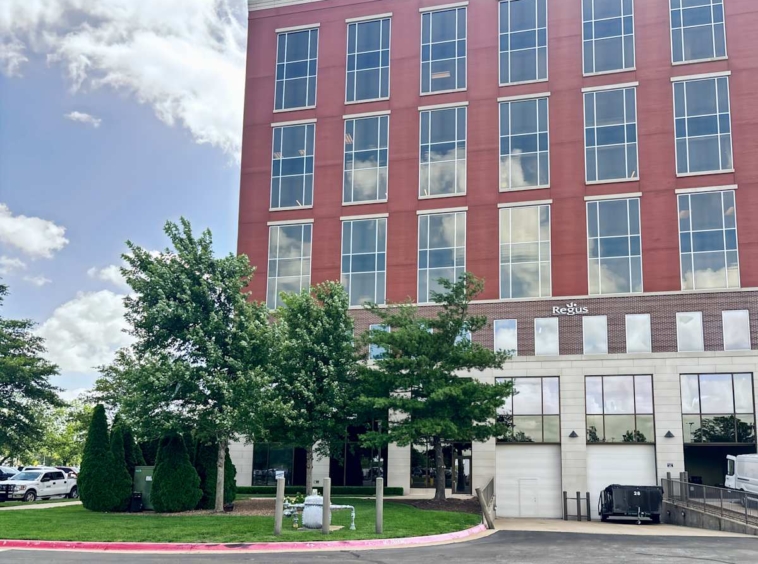 Regus (IWG) Bentonville Plaza Bentonville