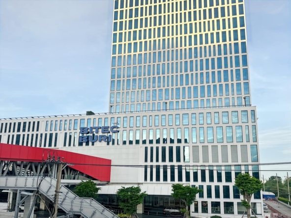 Regus Bhiraj Tower Bitec