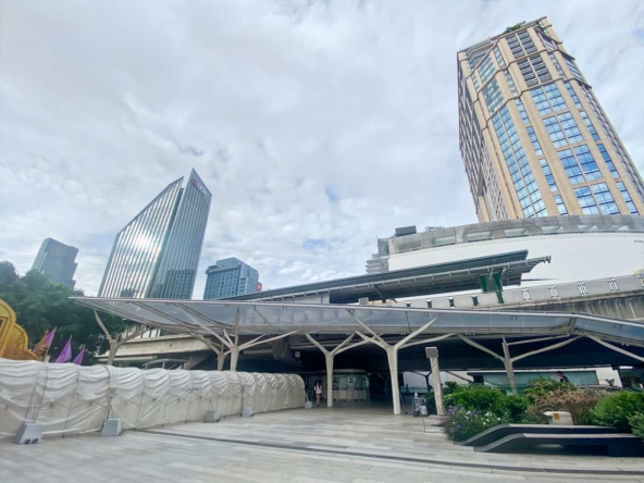 Regus Bhiraj Tower EmQuartier