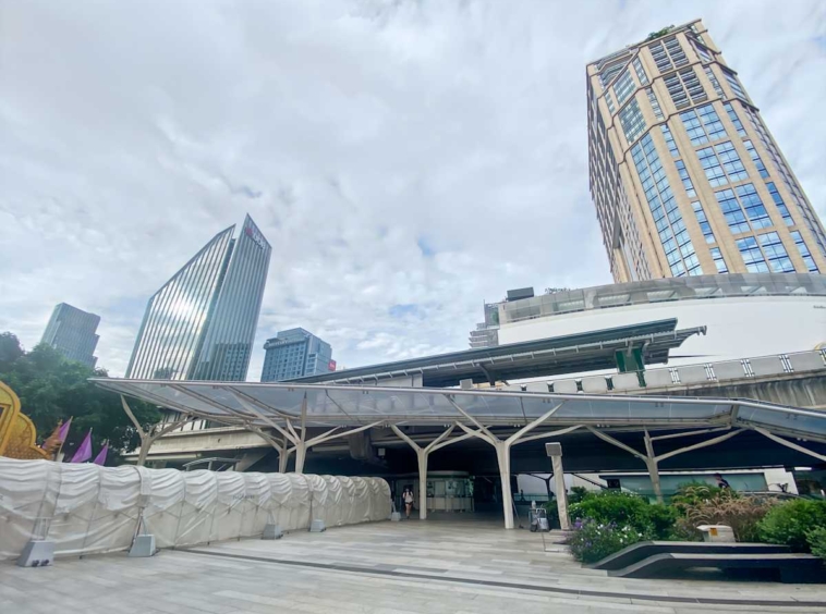 Regus Bhiraj Tower EmQuartier