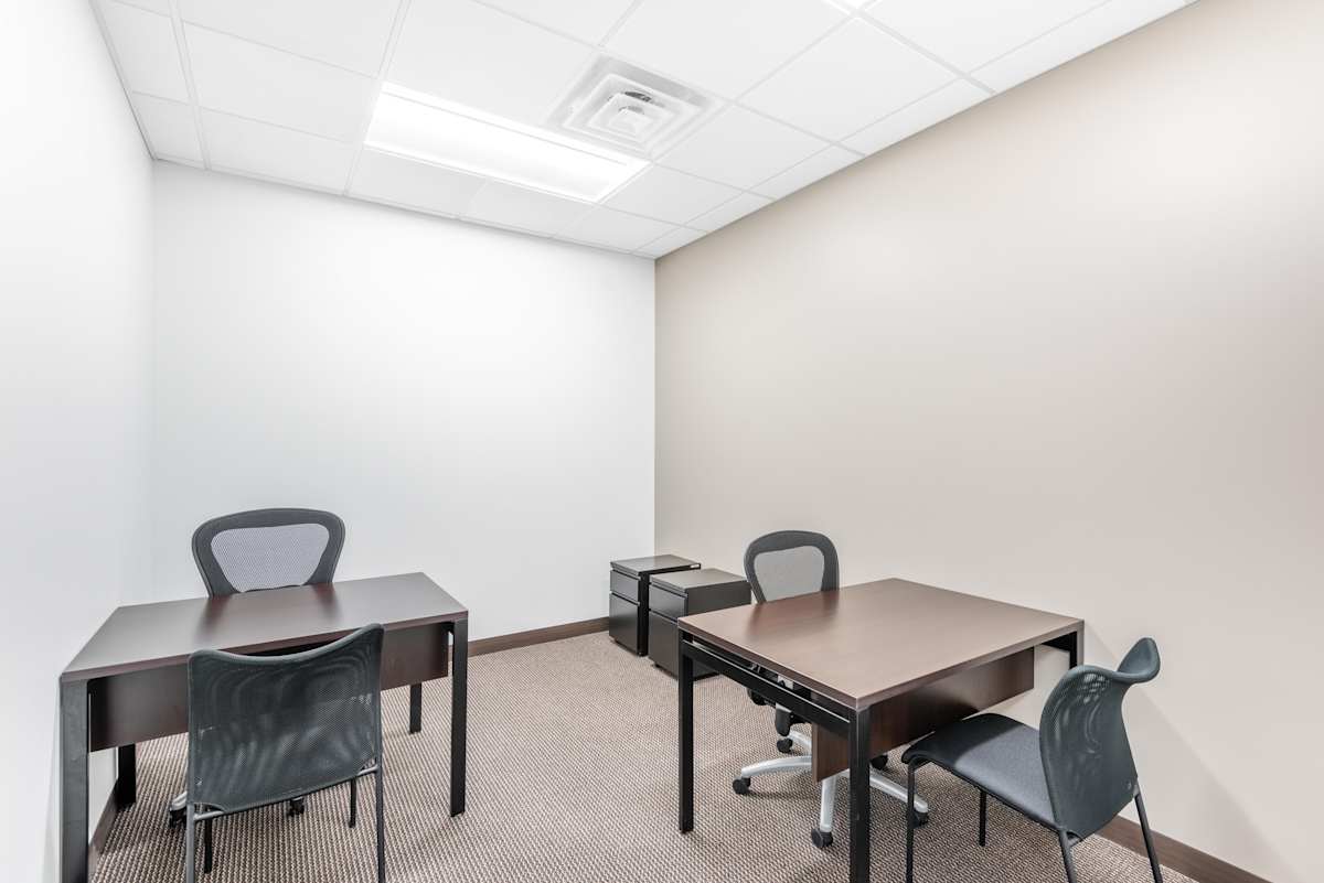Regus (IWG) Birchwood Office Building Davenport