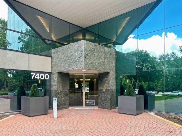 HQ (IWG) Boulders Business Park Richmond