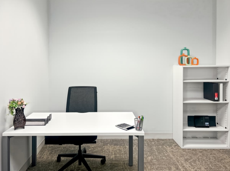 HQ (IWG) Boulders Business Park Richmond