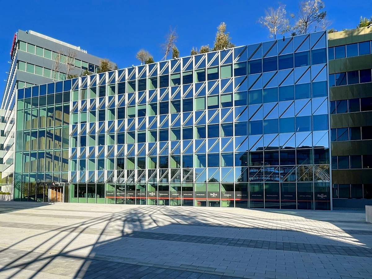 Regus (IWG) Building K Segrate