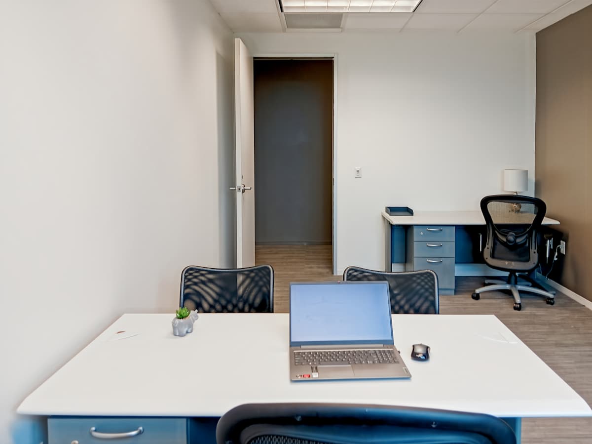 Regus (IWG) Burton Hills IV Nashville