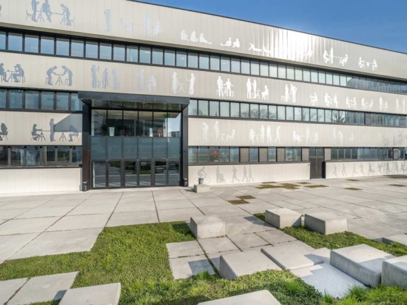 Regus (IWG) Business Park Caldera Milan
