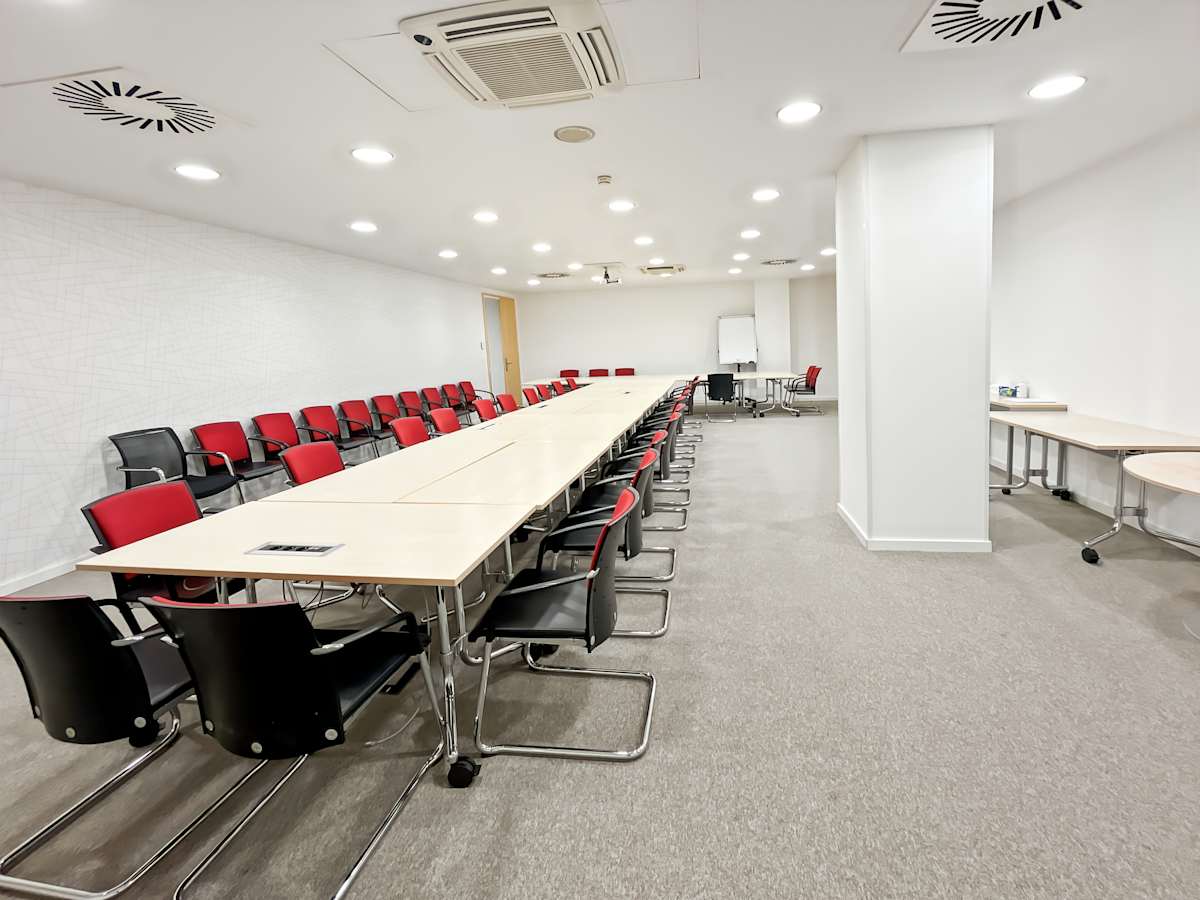 Regus (IWG) CBC Center Bratislava