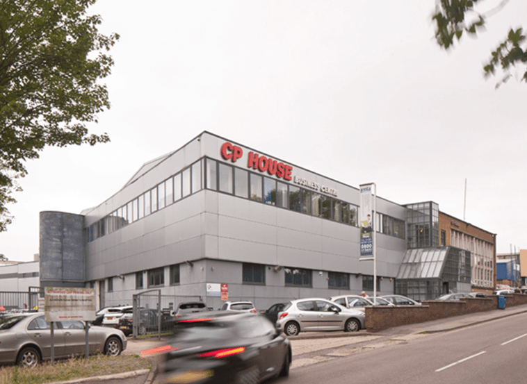 CP House Watford Lenta Space