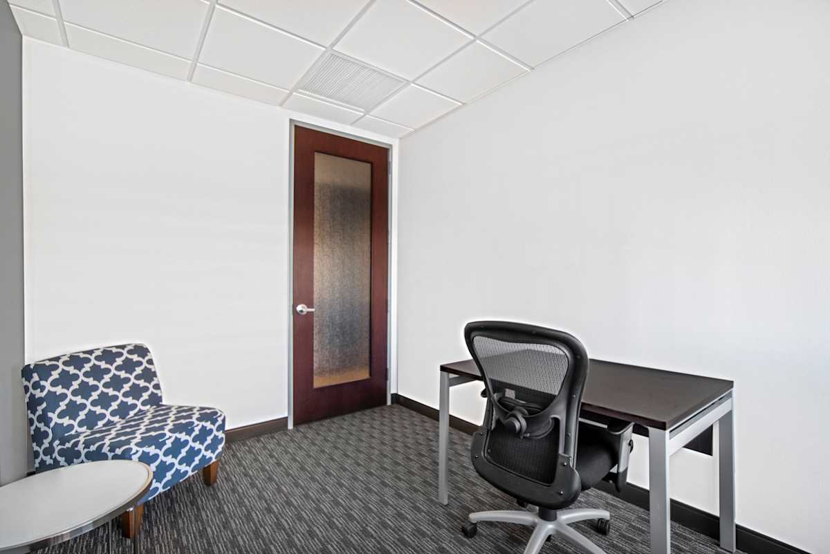 Regus (IWG) Camelback Square Scottsdale