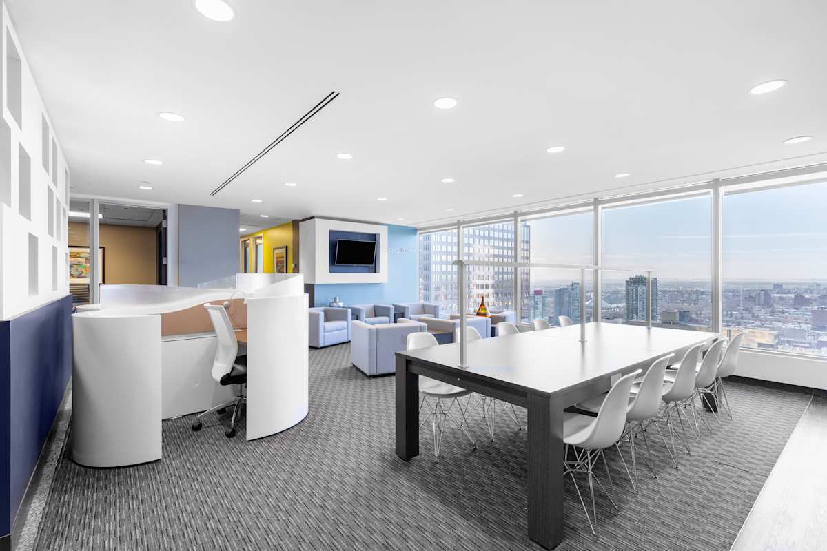 Regus (IWG) Canada Trust Calgary