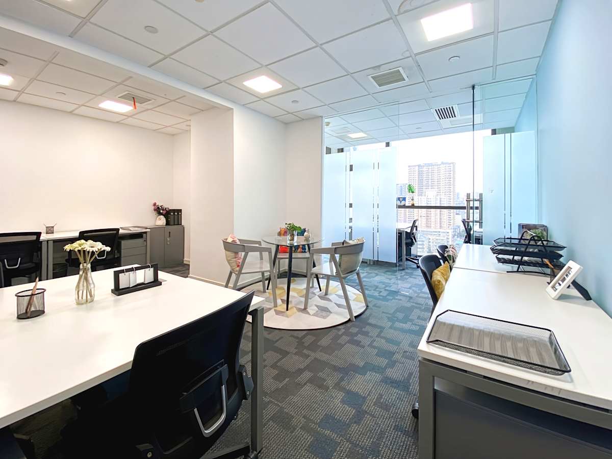 Regus (IWG) CapitaMall Office Xi'an
