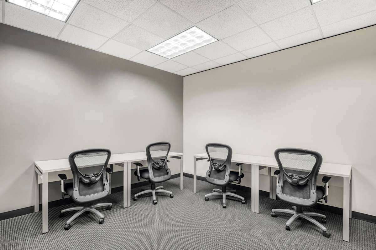 Regus (IWG) Capital One Building Houston