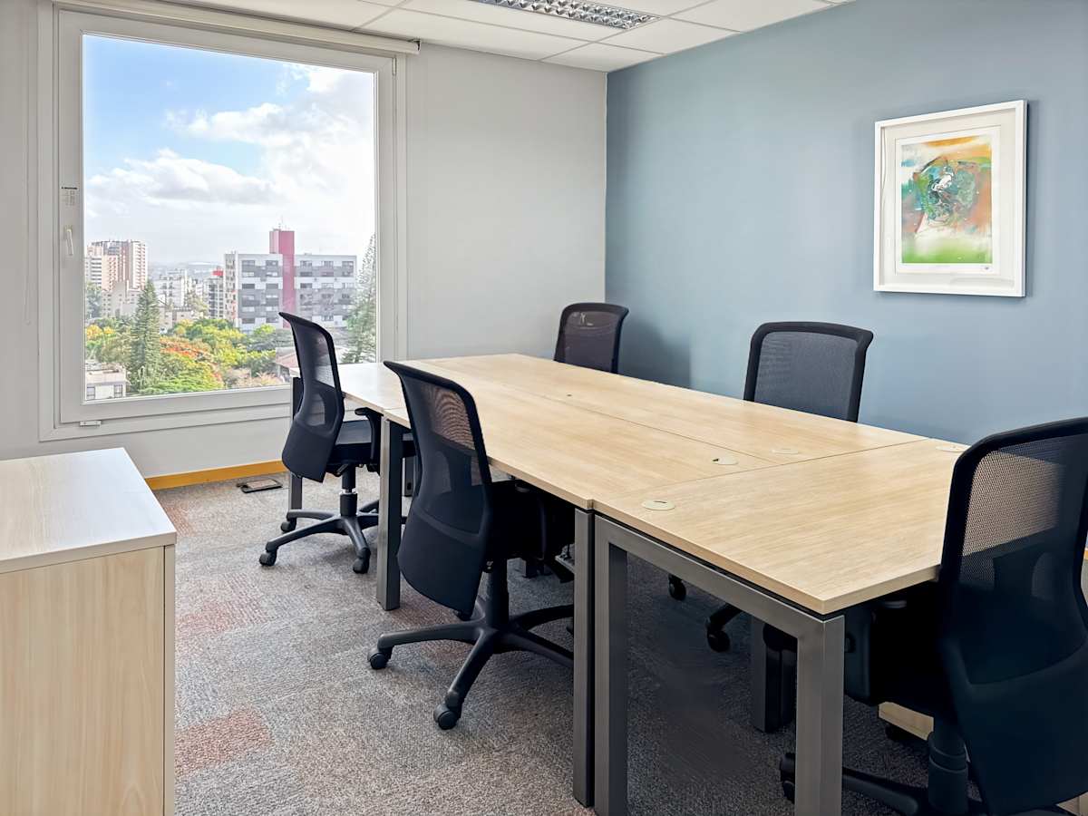 Regus (IWG) Carlos Gomes 222 Porto Alegre