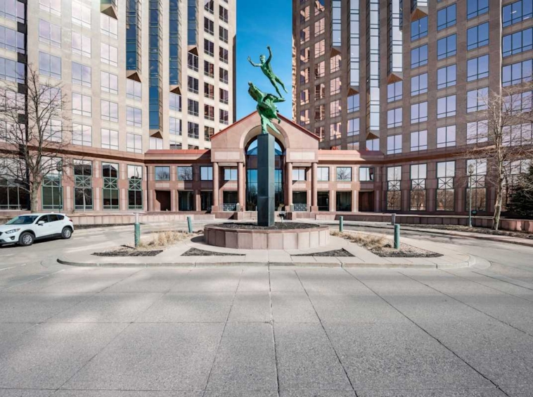 HQ (IWG) Carlson Center Minnetonka