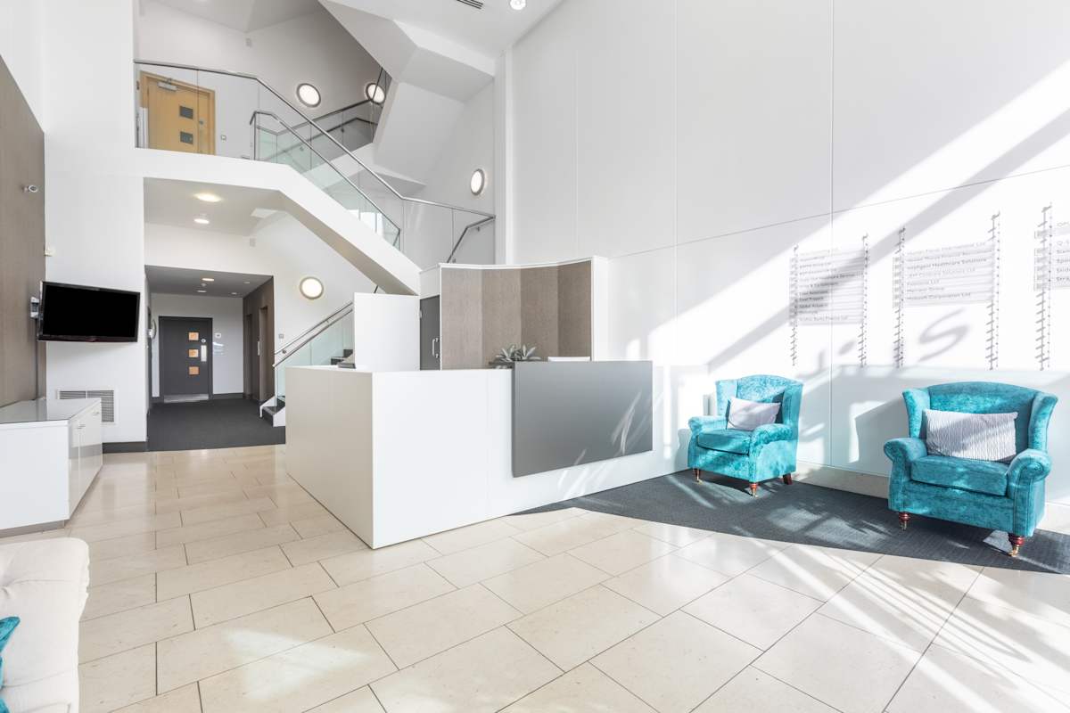 Castle-Court-1 RH2 9RJ