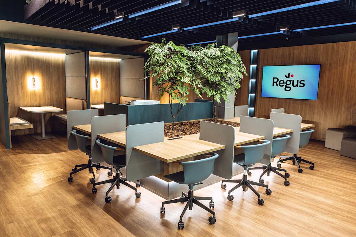 Regus (IWG) Center Shopping Uberlandia