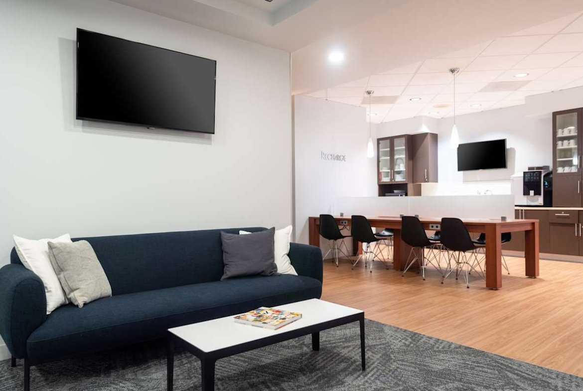 Regus (IWG) Centerpointe Office Park Lake Oswego