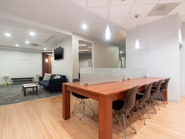 Regus (IWG) Centerpointe Office Park Lake Oswego