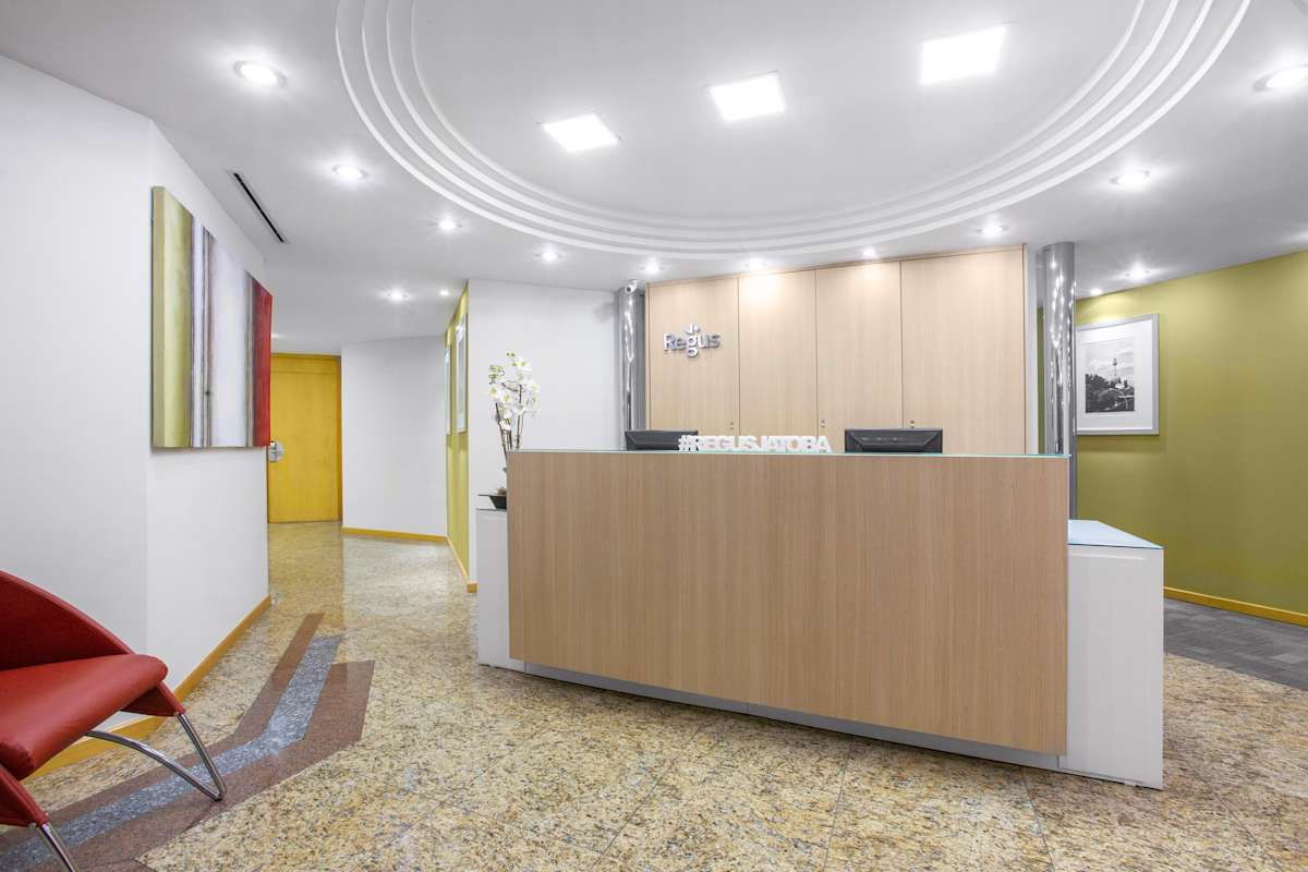 Centro Empresarial Jatoba, Curitiba