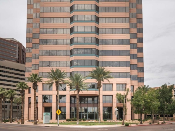 Century Link Tower Regus IWG