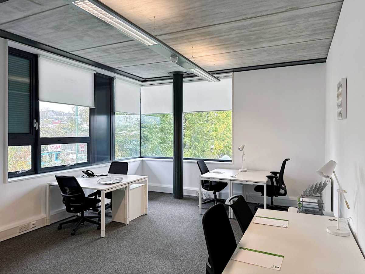 Chichester-Enterprise-Centre-9