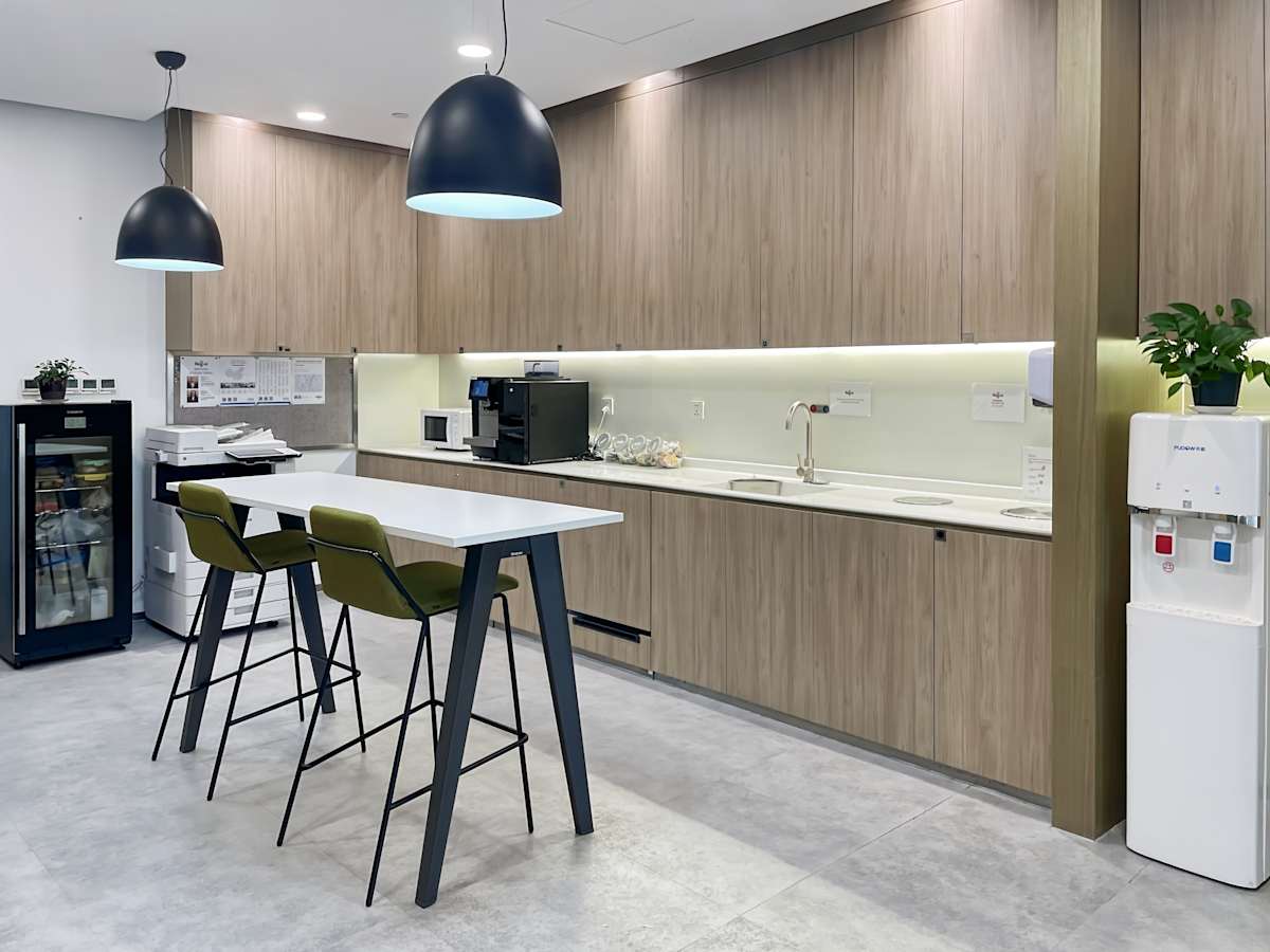 China Life Tower Ningbo Regus (IWG) China Life Tower Ningbo